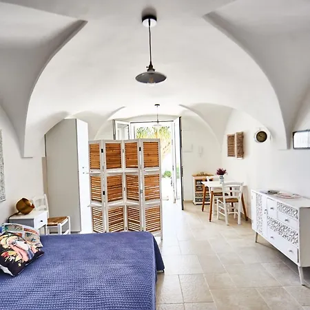 Equorum Prospectus 2 - Ostuni Centro - Guest House Esterno foto